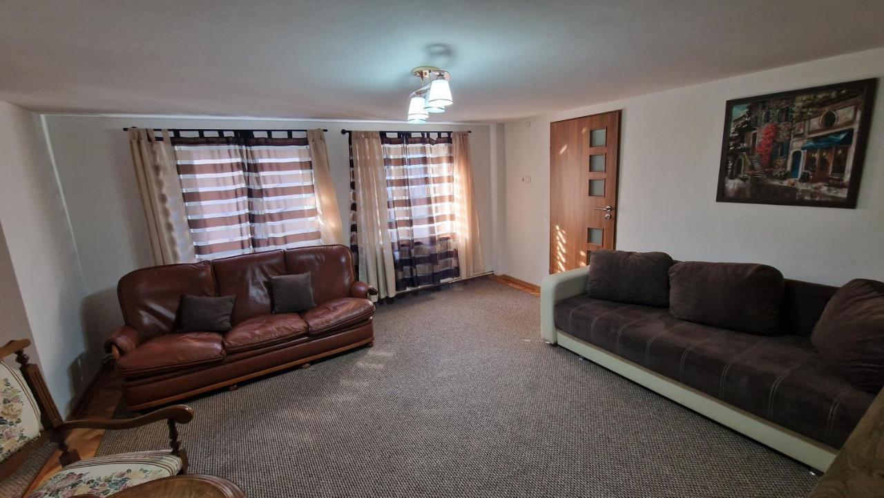 Ambasador Appartement Sibiu Buitenkant foto